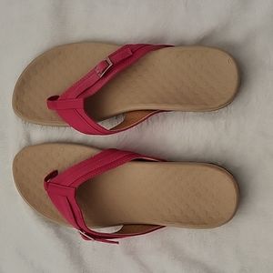 Generic Shoe Size 9 Knock Off